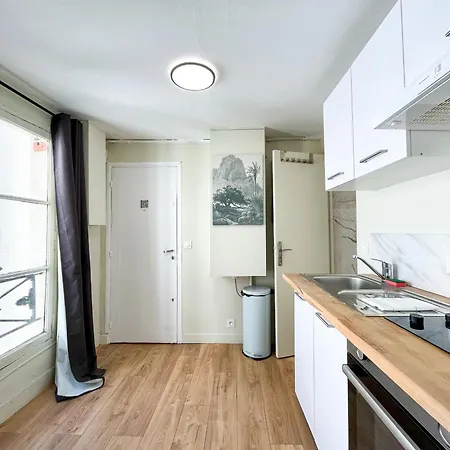Apartment 13 - Faubourg