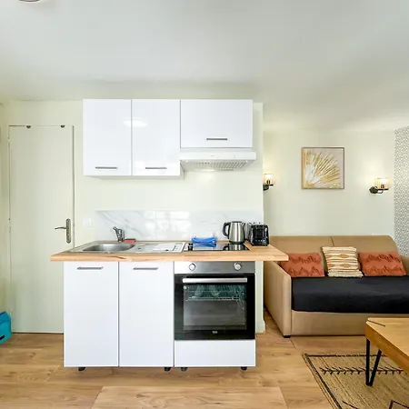 13 - Faubourg Apartment Paris